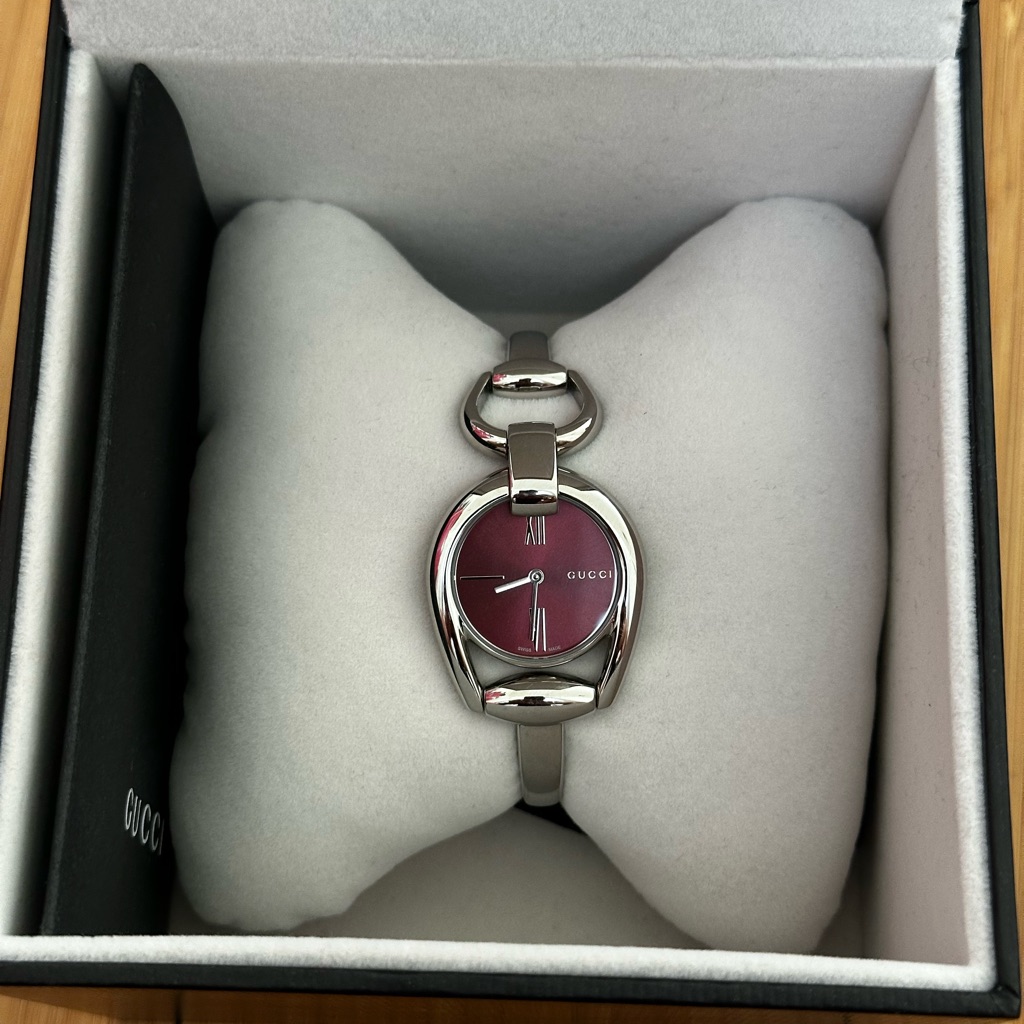 Gucci Silver And Pink Timepiece
